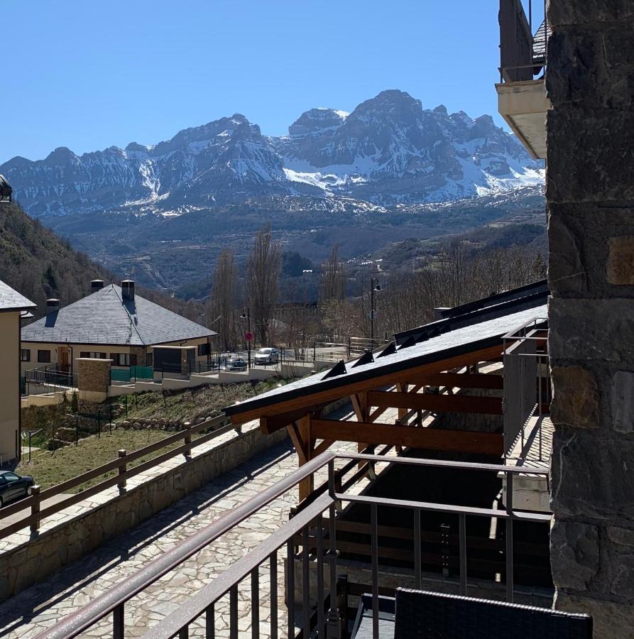 Apartament El Estacho De Panticosa Zewnętrze zdjęcie